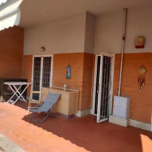 Lele House - Intero Aeroporto Di - Nuova Fiera Di Roma , Fiumicino Italia